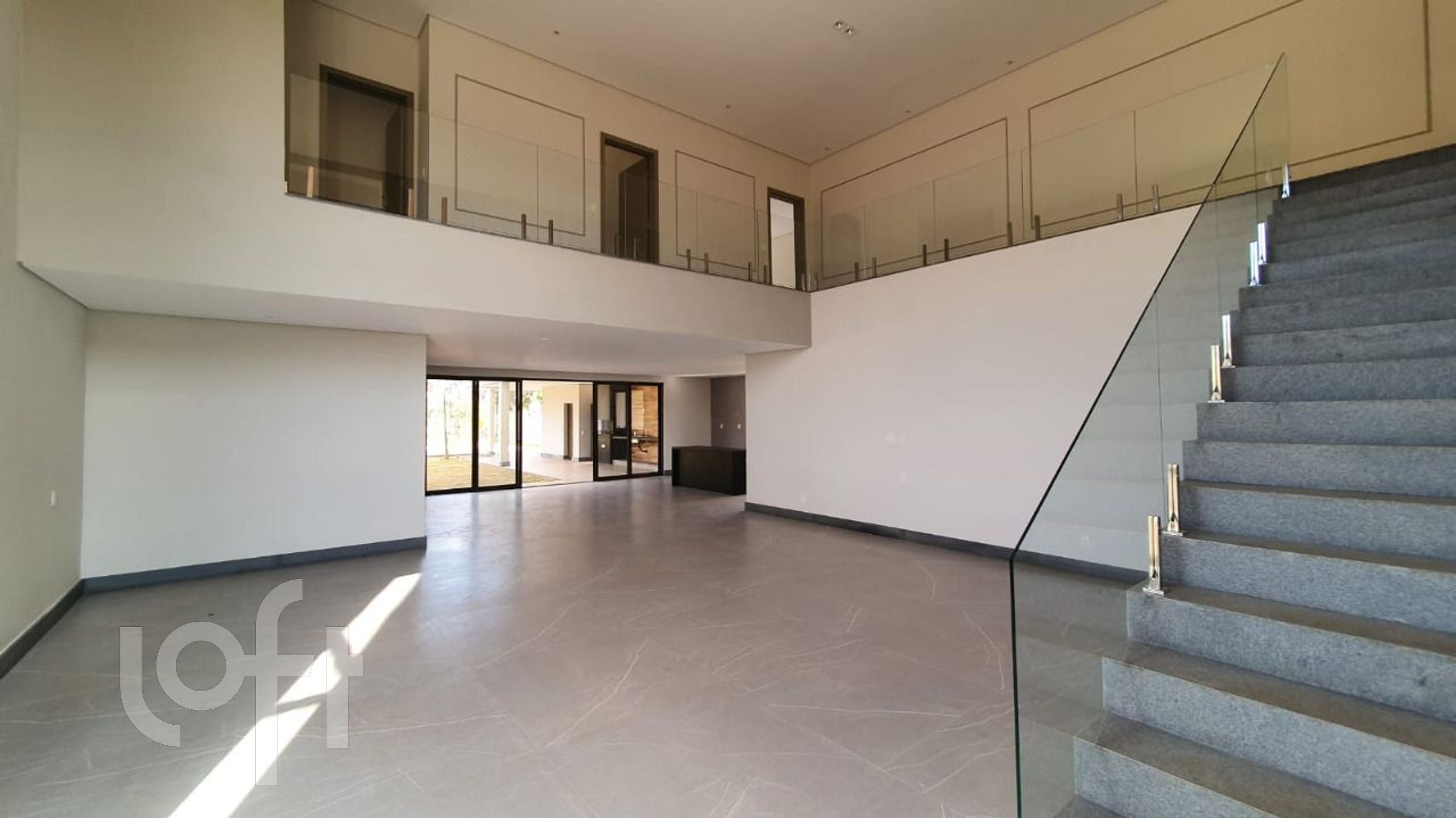 Casa de Condomínio à venda com 4 quartos, 492m² - Foto 2