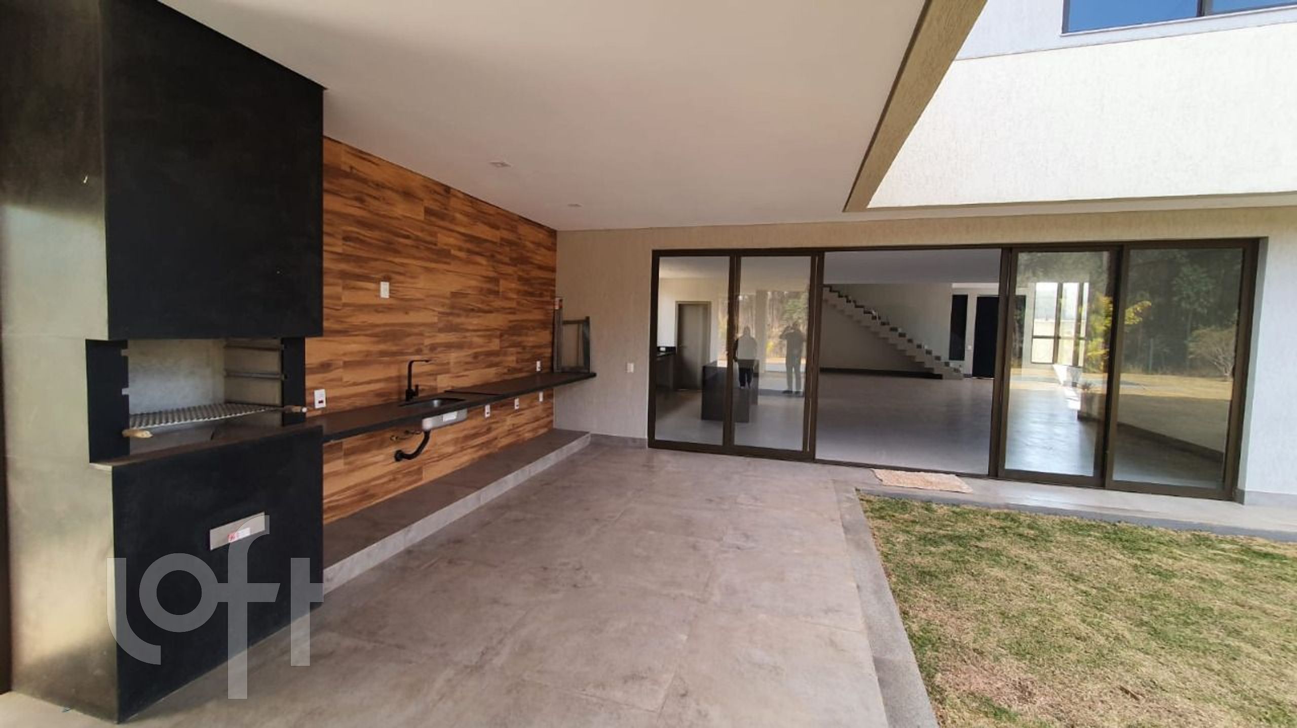 Casa de Condomínio à venda com 4 quartos, 492m² - Foto 1