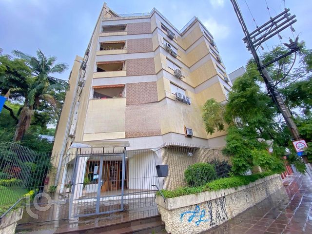 Apartamento com 119m², 3 dormitórios, 1 suíte, 1 vaga, Rio Branco em Porto Alegre