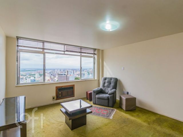 Apartamento com 135m², 3 dormitórios, 1 suíte, Rio Branco em Porto Alegre