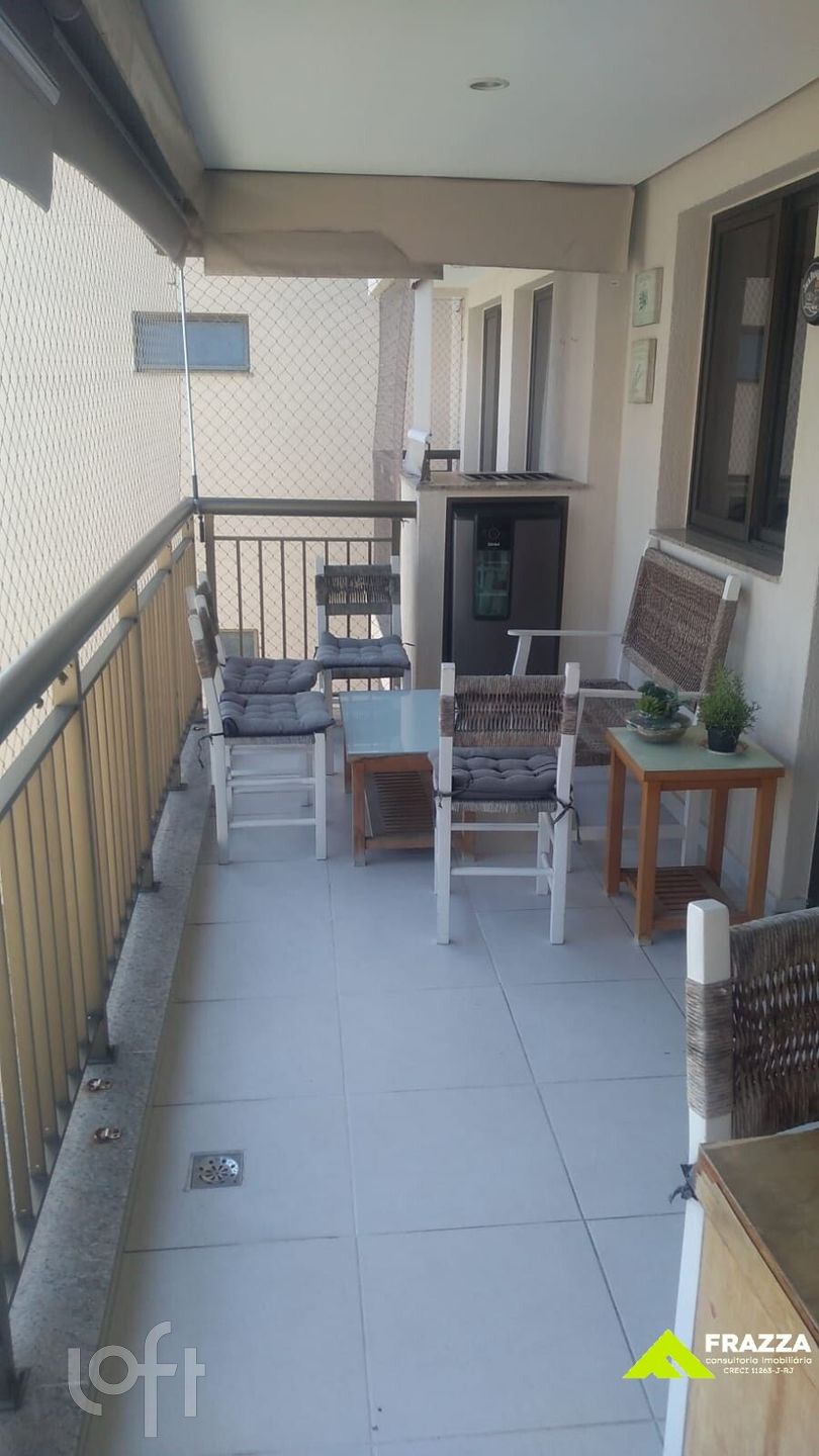 Apartamento à venda com 2 quartos, 90m² - Foto 1