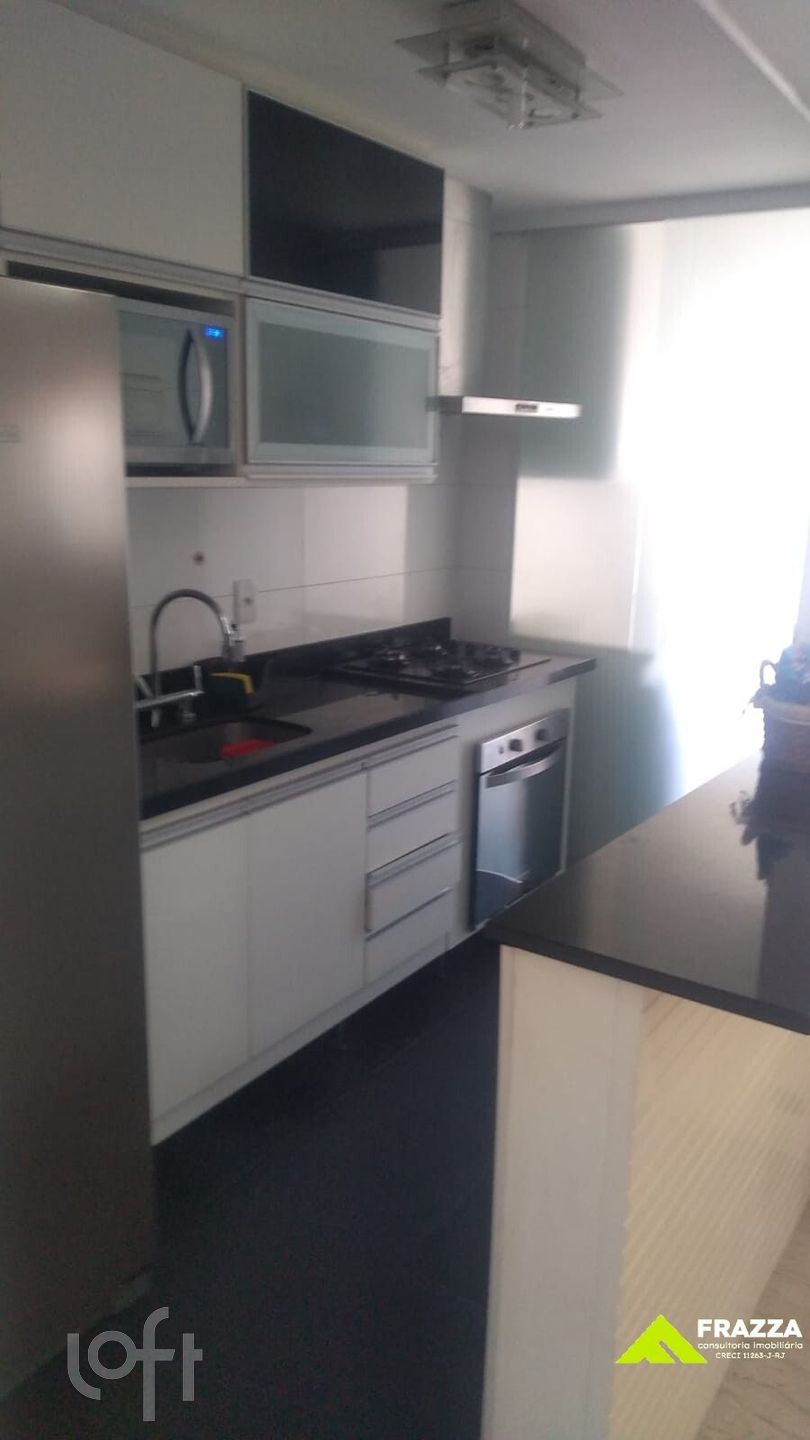 Apartamento à venda com 2 quartos, 90m² - Foto 7