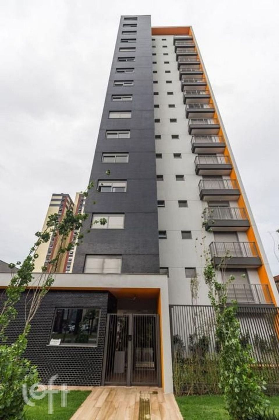 Apartamento com 75m², 3 dormitórios, 1 suíte, 2 vagas, Santana em Porto Alegre