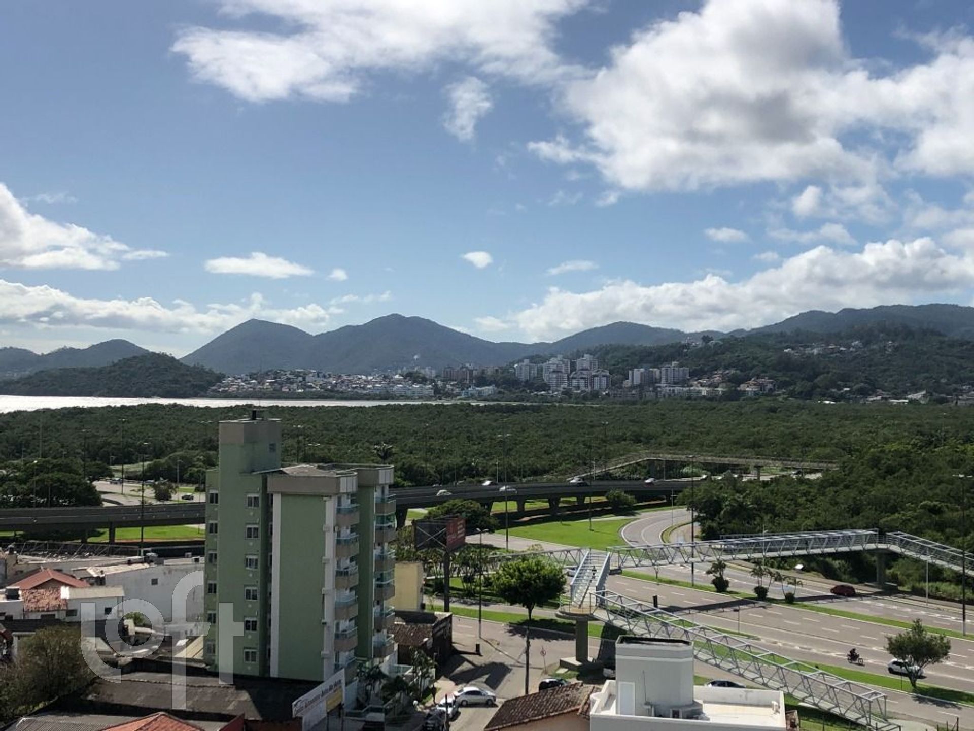 Apartamentos com 72m², 2 quartos, 1 suíte, 1 garagem, no bairro Trindade em Florianópolis