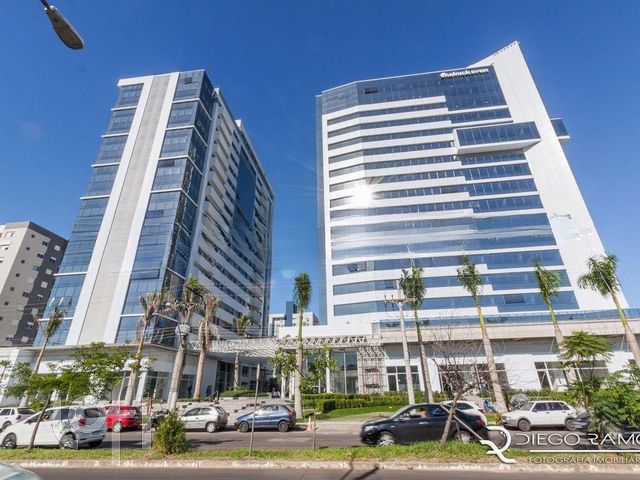 Apartamento com 60m², 1 dormitório, 1 suíte, 2 vagas, Chácara das Pedras em Porto Alegre