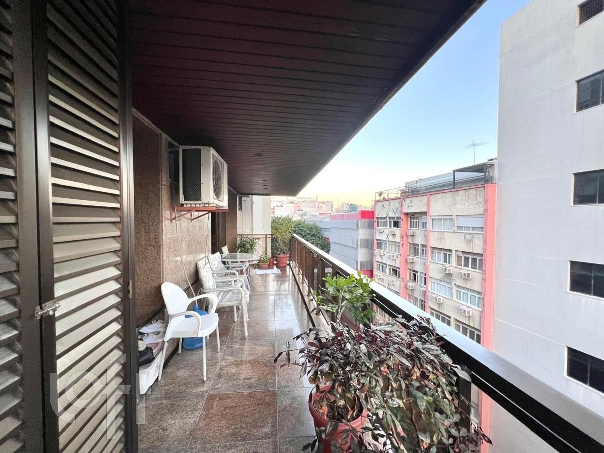 Apartamento à venda com 3 quartos, 235m² - Foto 13