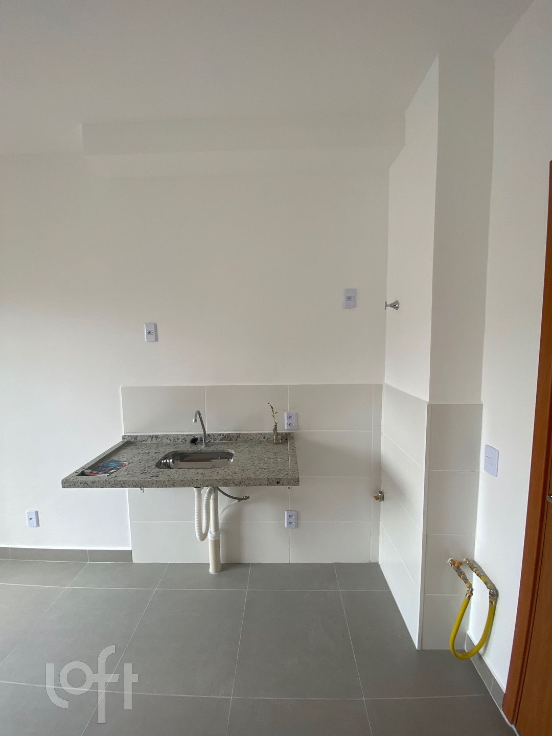 Apartamento à venda com 1 quarto, 26m² - Foto 7