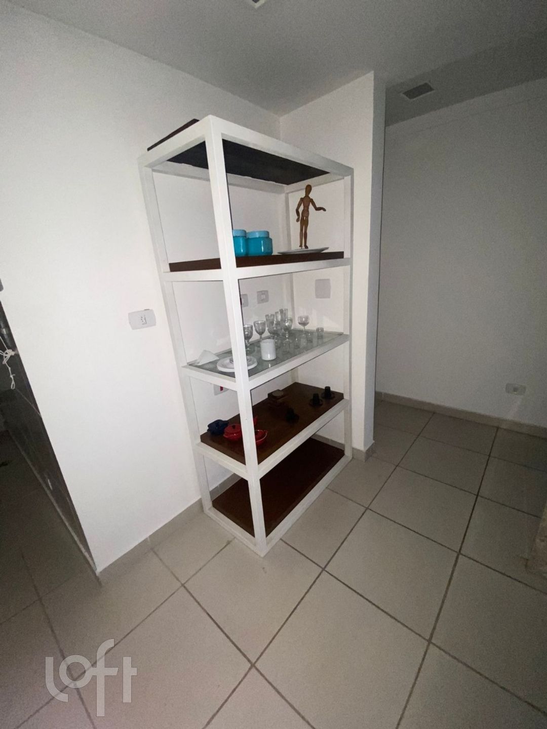 Apartamento à venda com 1 quarto, 43m² - Foto 4