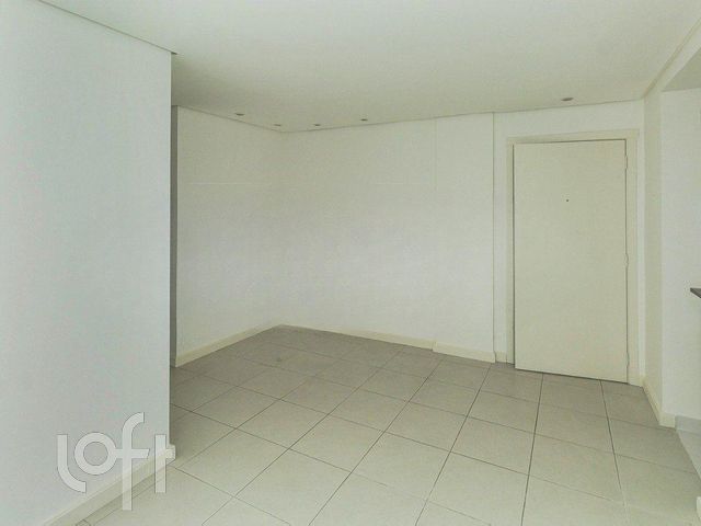 Apartamento com 65m², 3 dormitórios, 1 suíte, 1 vaga, Vila Ipiranga em Porto Alegre