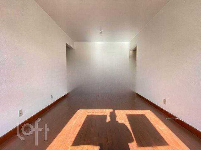 Apartamento com 63m², 2 dormitórios, 1 vaga, Chácara das Pedras em Porto Alegre