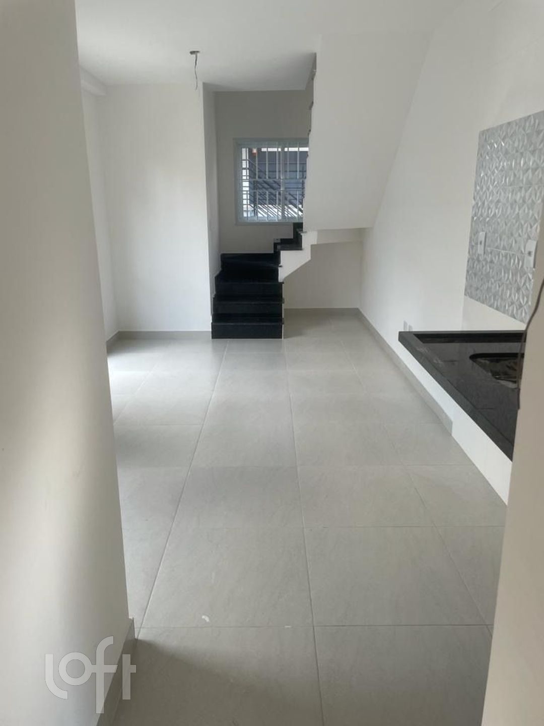 Apartamento à venda com 2 quartos, 66m² - Foto 1