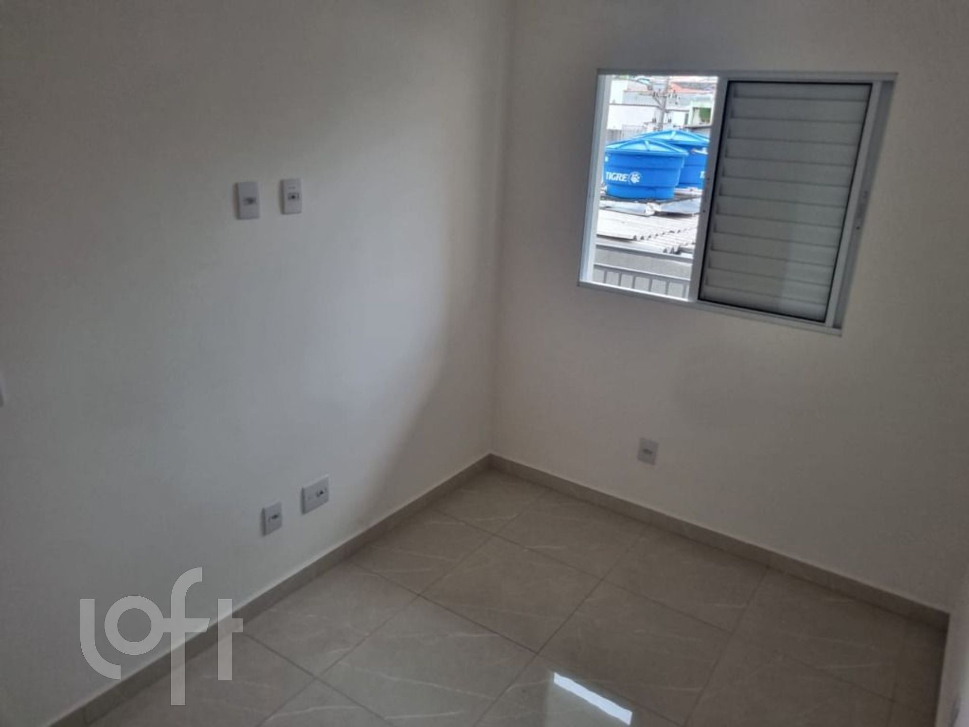 Apartamento à venda com 2 quartos, 40m² - Foto 12