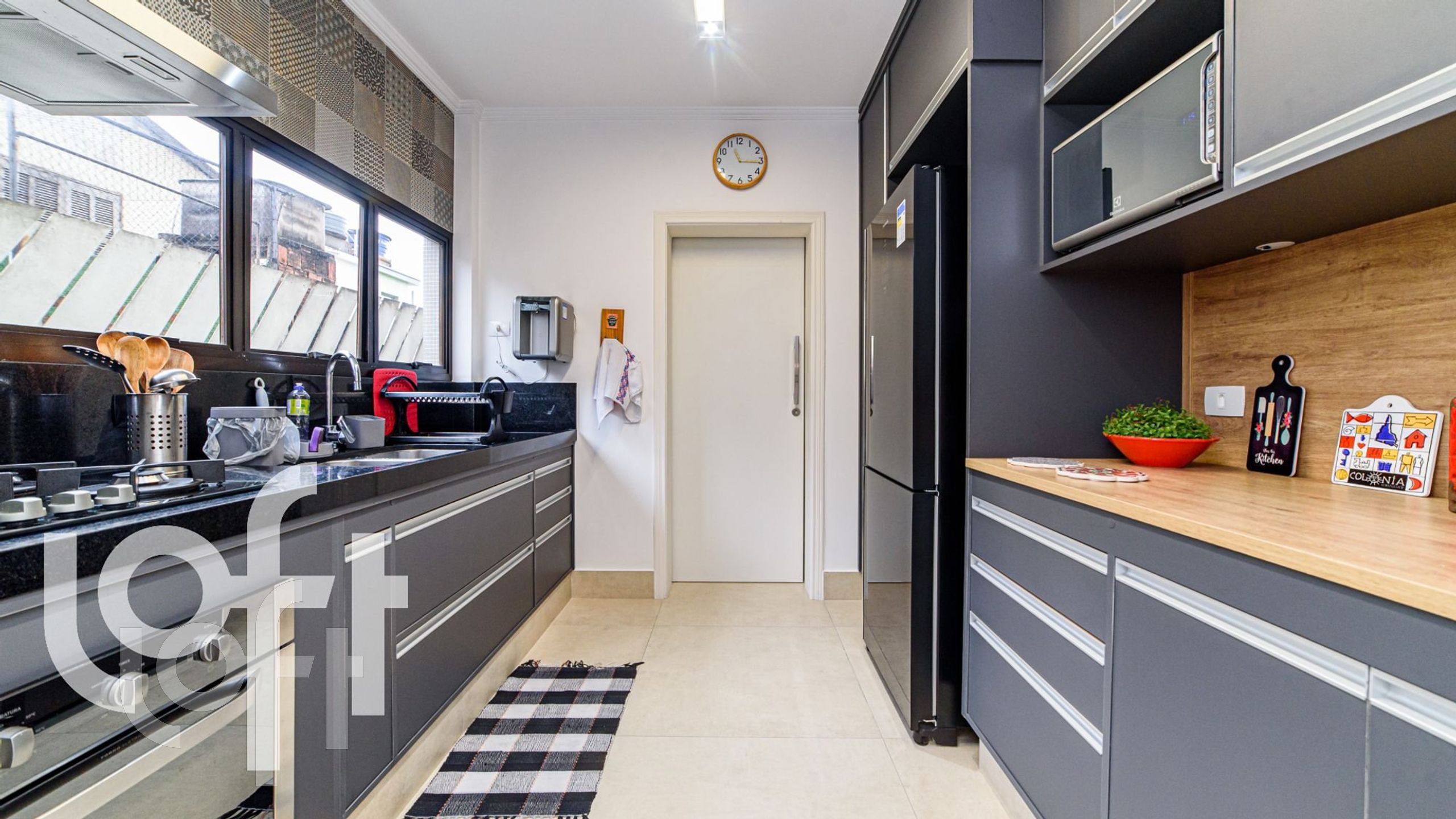 Apartamento à venda com 3 quartos, 146m² - Foto 29