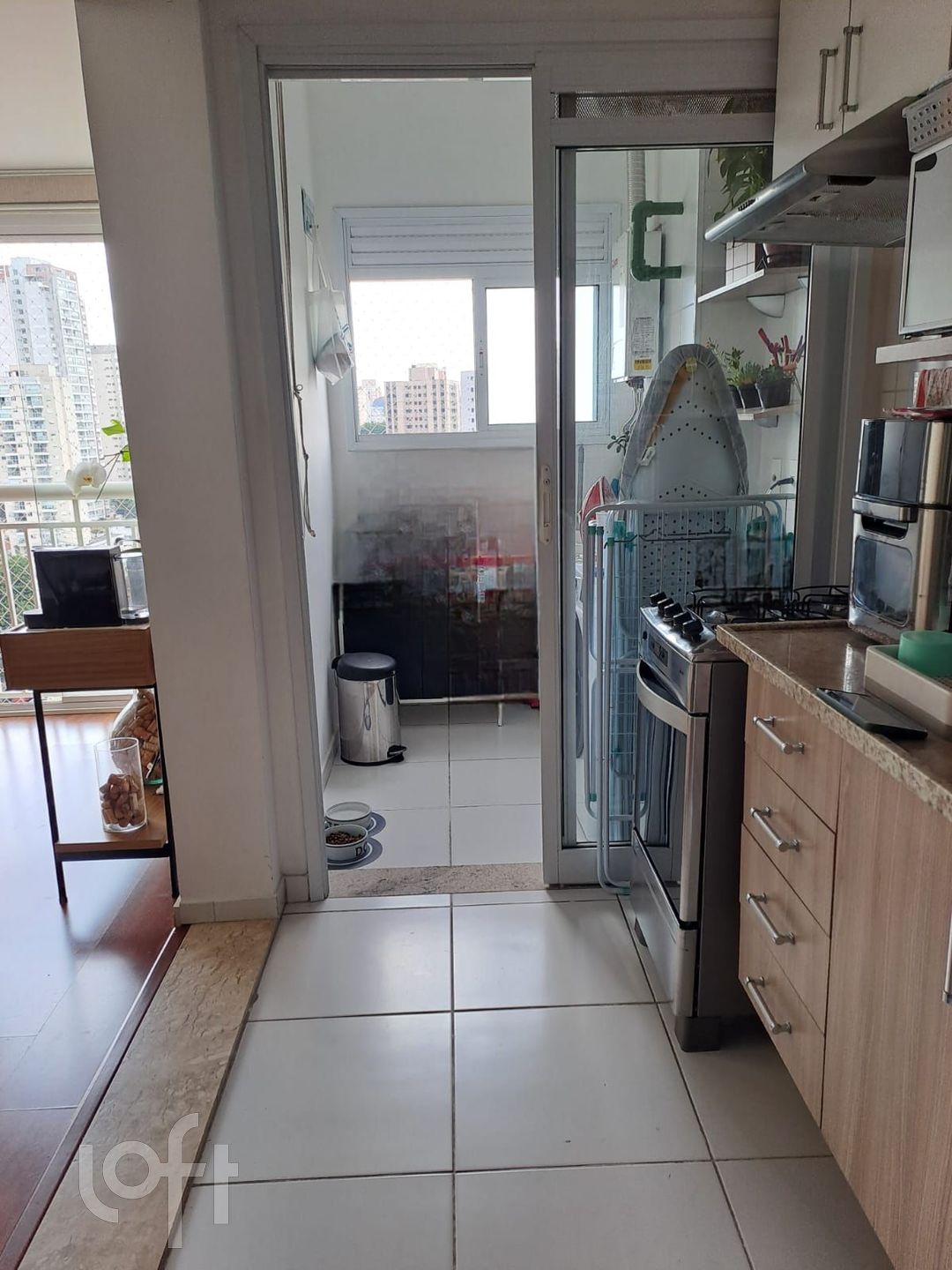 Apartamento à venda com 2 quartos, 64m² - Foto 7