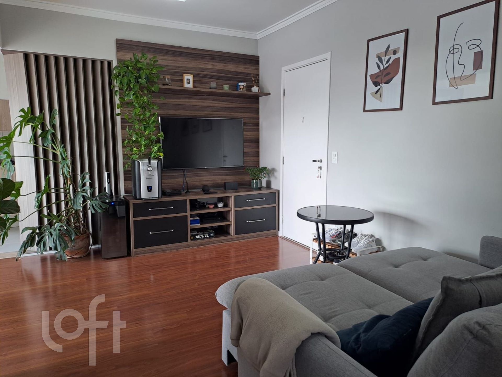 Apartamento à venda com 2 quartos, 64m² - Foto 1