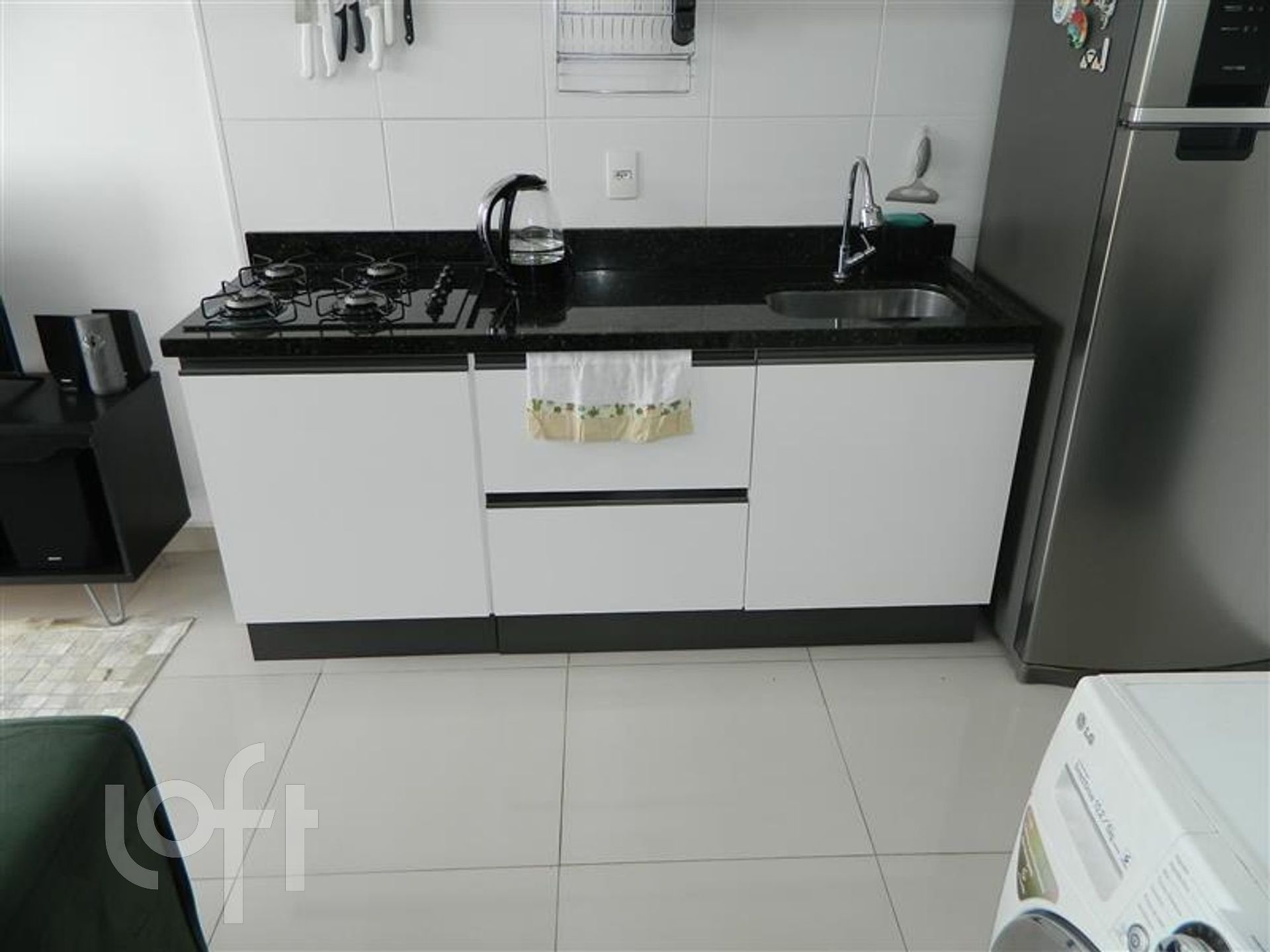 Apartamento à venda com 1 quarto, 28m² - Foto 9