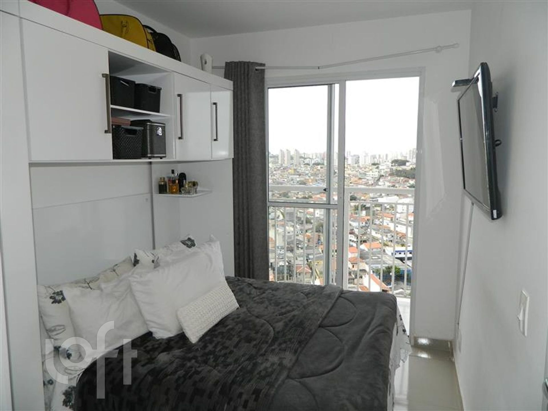 Apartamento à venda com 1 quarto, 28m² - Foto 3