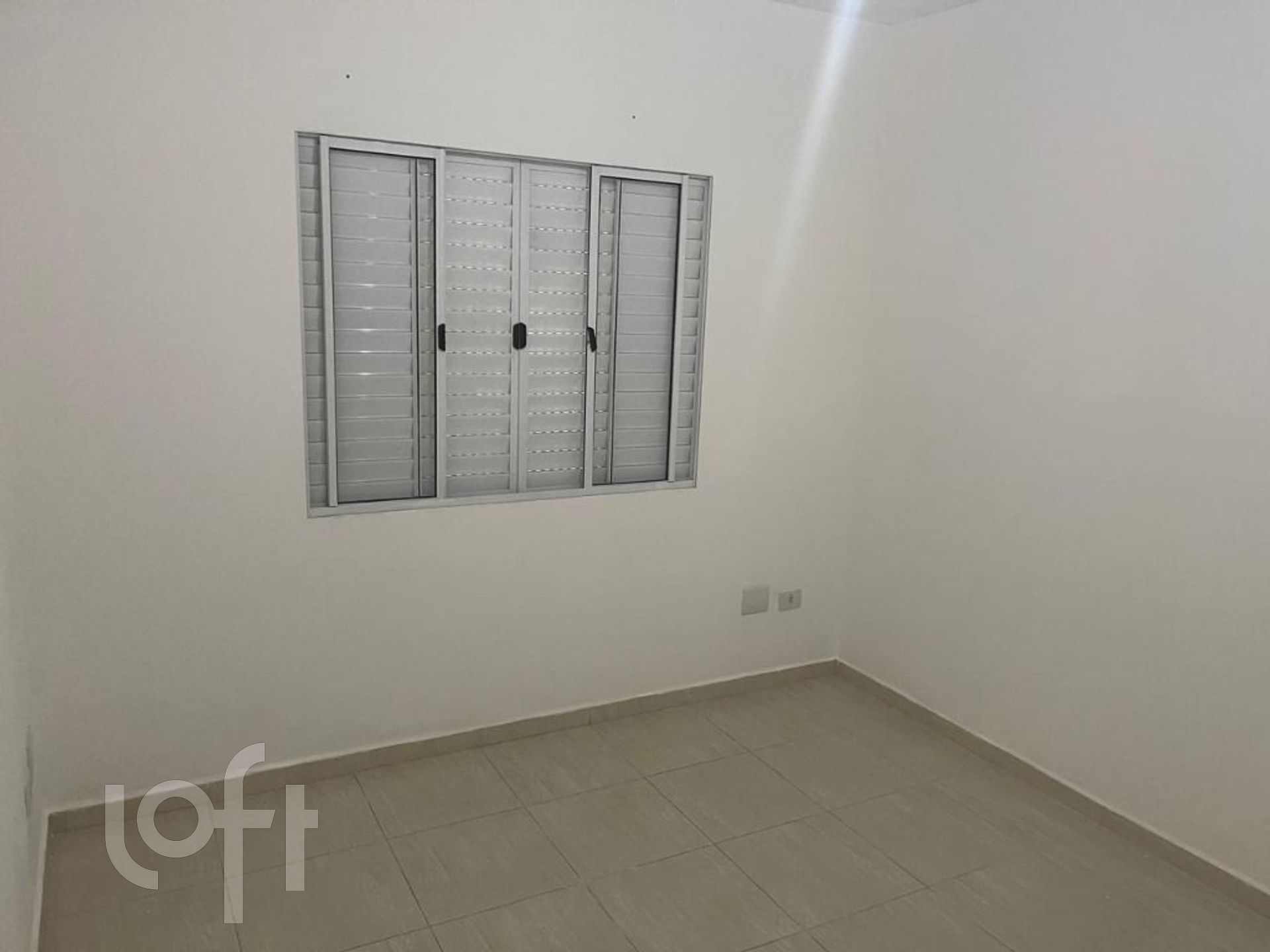 Casa à venda com 2 quartos, 70m² - Foto 12