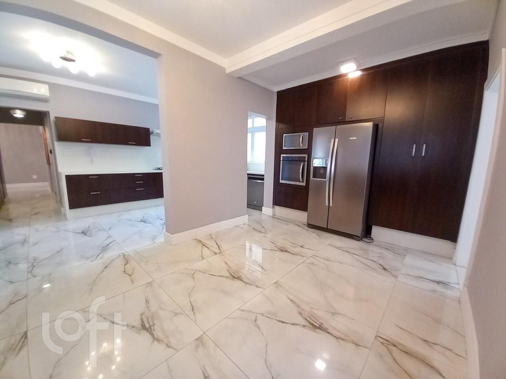 Apartamento à venda com 3 quartos, 250m² - Foto 11