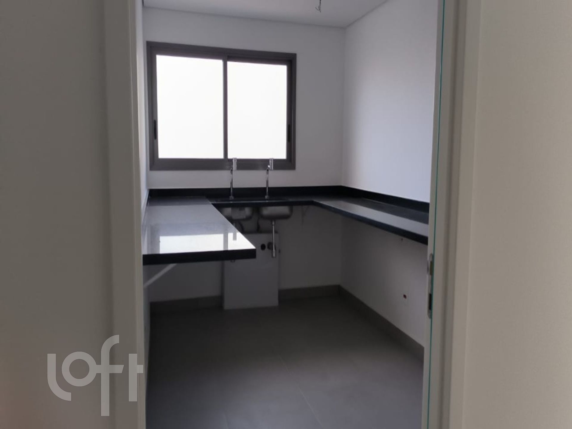 Apartamento à venda com 3 quartos, 152m² - Foto 8