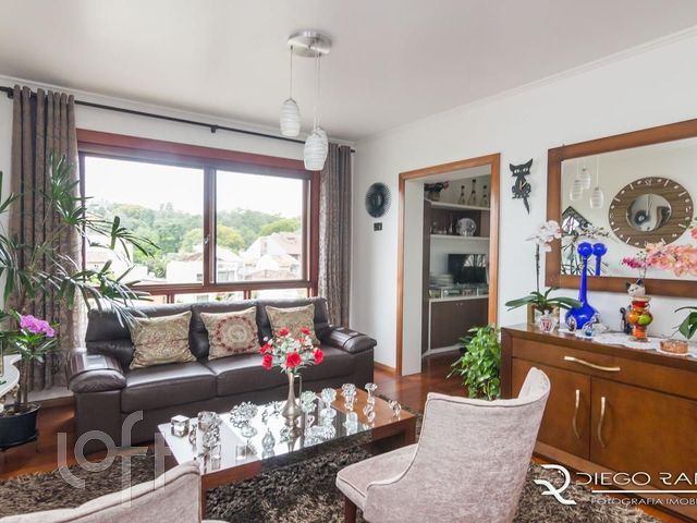 Apartamento com 80m², 2 dormitórios, 1 vaga, Menino Deus em Porto Alegre