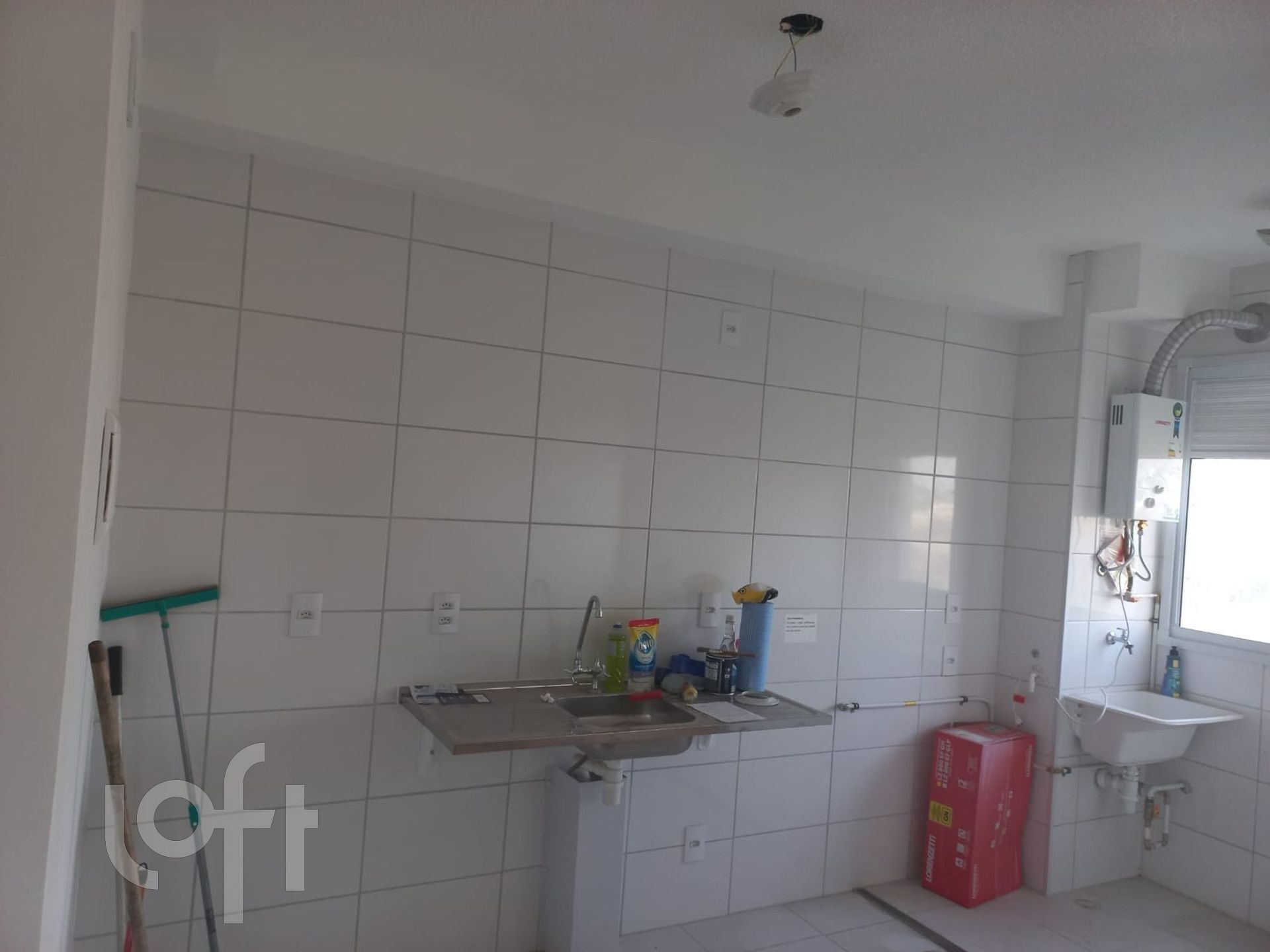 Apartamento à venda com 2 quartos, 40m² - Foto 7