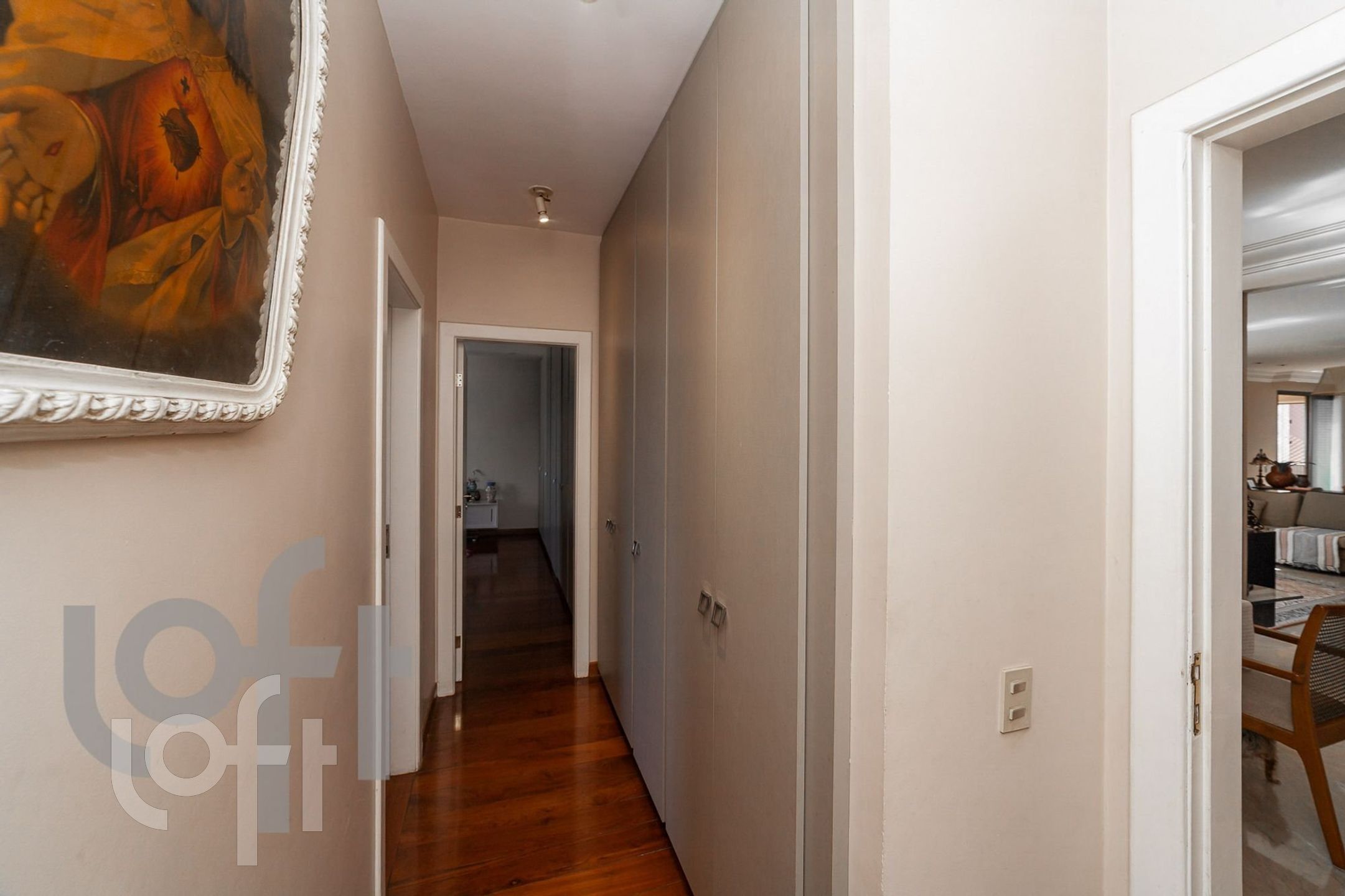 Apartamento à venda com 4 quartos, 250m² - Foto 2