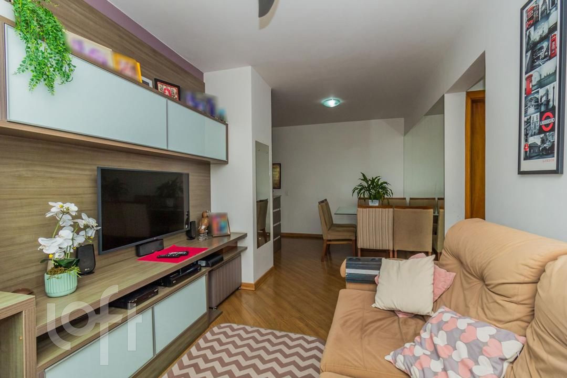 Apartamento à venda em Cristal com 67 m², 2 quartos, 1 vaga