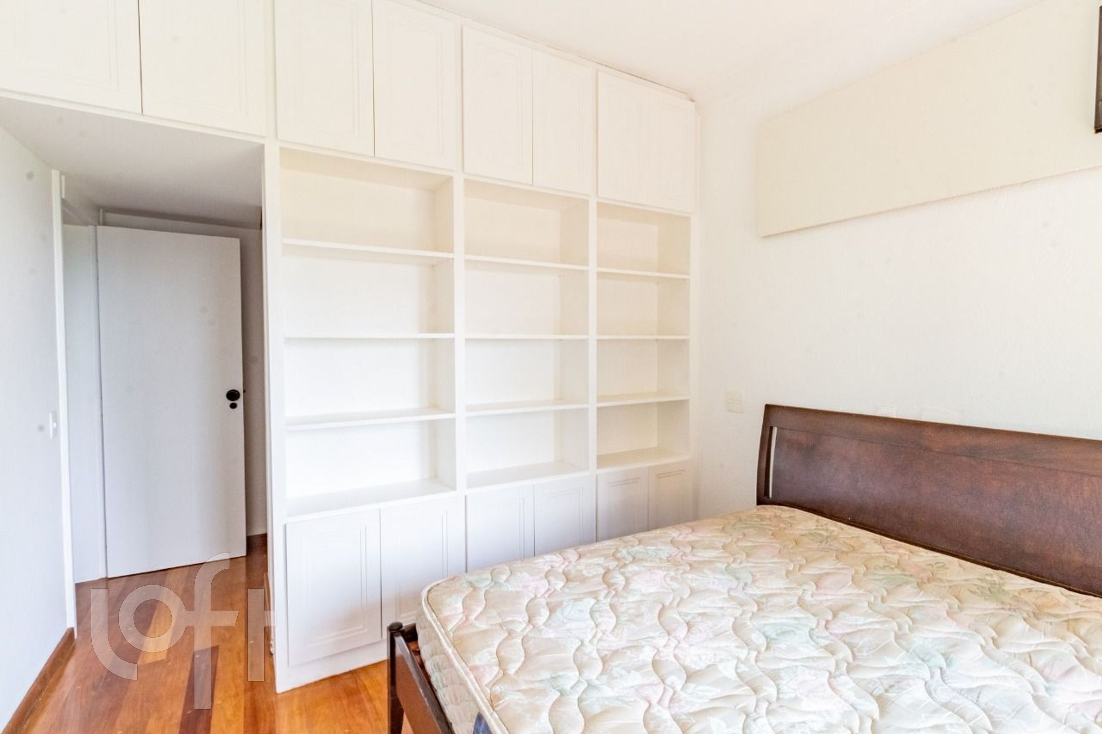 Apartamento à venda com 1 quarto, 81m² - Foto 11