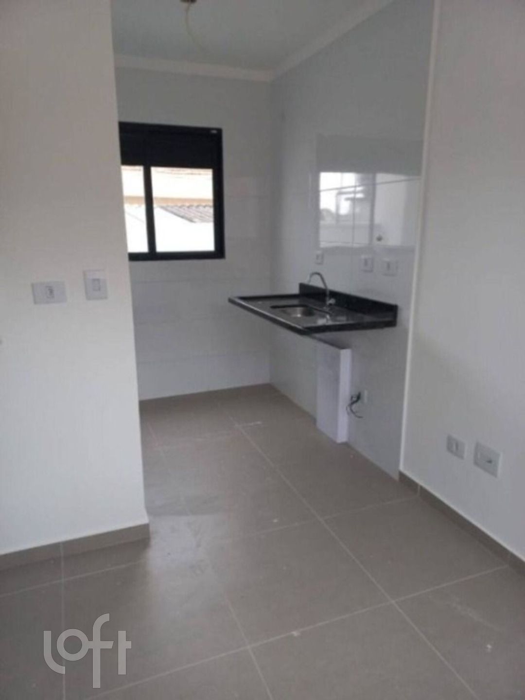 Apartamento à venda com 2 quartos, 36m² - Foto 2