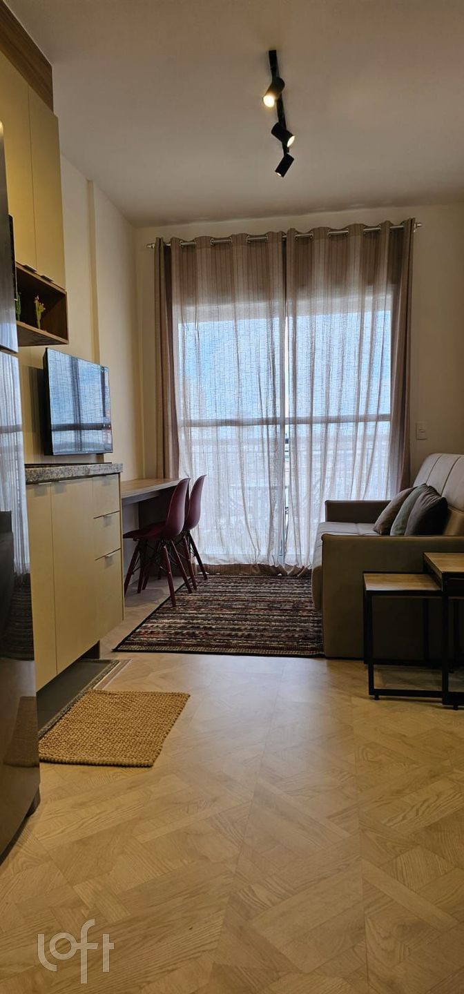 Apartamento à venda com 1 quarto, 34m² - Foto 2