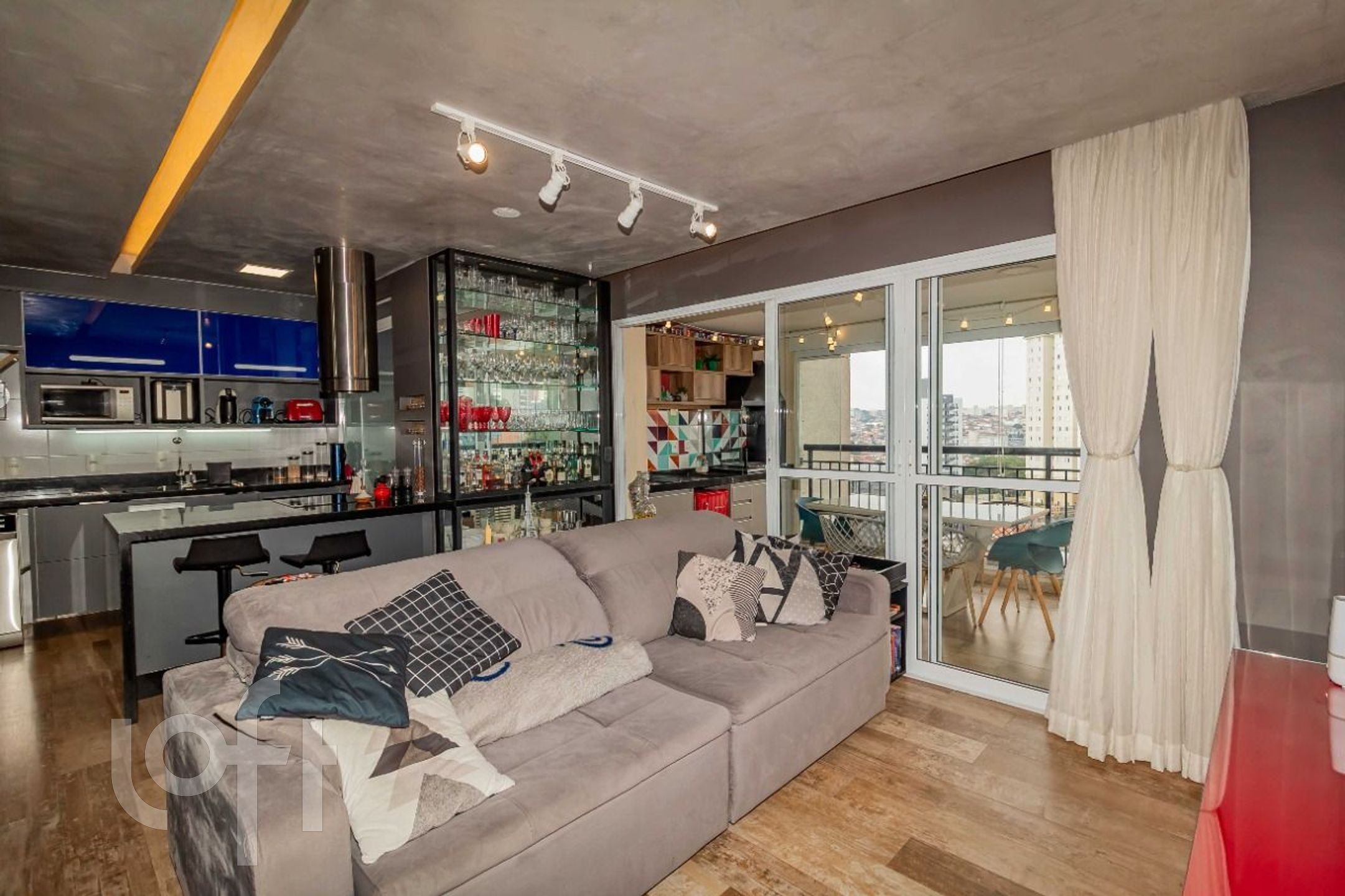 Apartamento à venda em Campo Belo com 85 m², 2 qua
