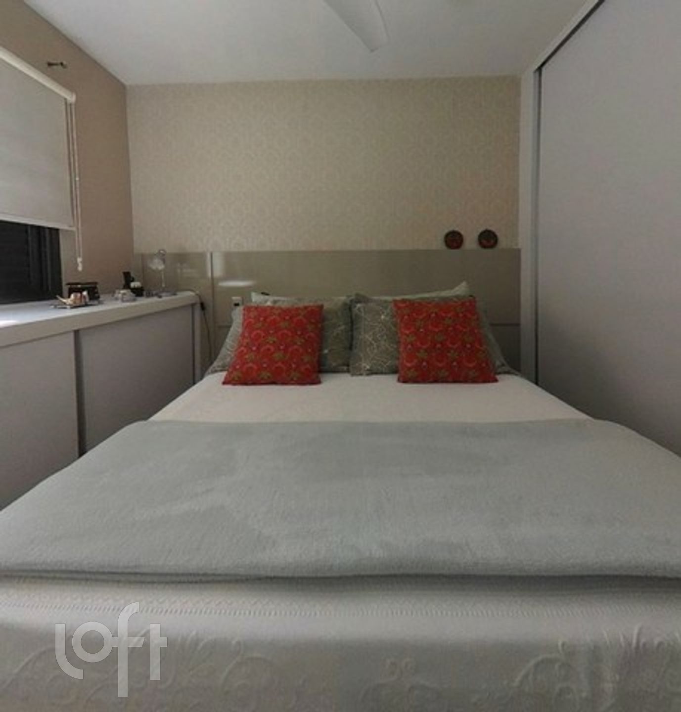 Apartamento à venda com 3 quartos, 93m² - Foto 4