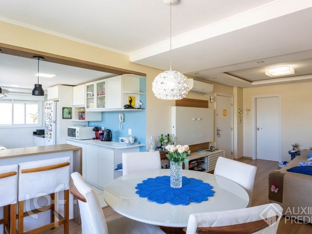 Apartamento com 64m², 2 dormitórios, 1 vaga, Petrópolis em Porto Alegre