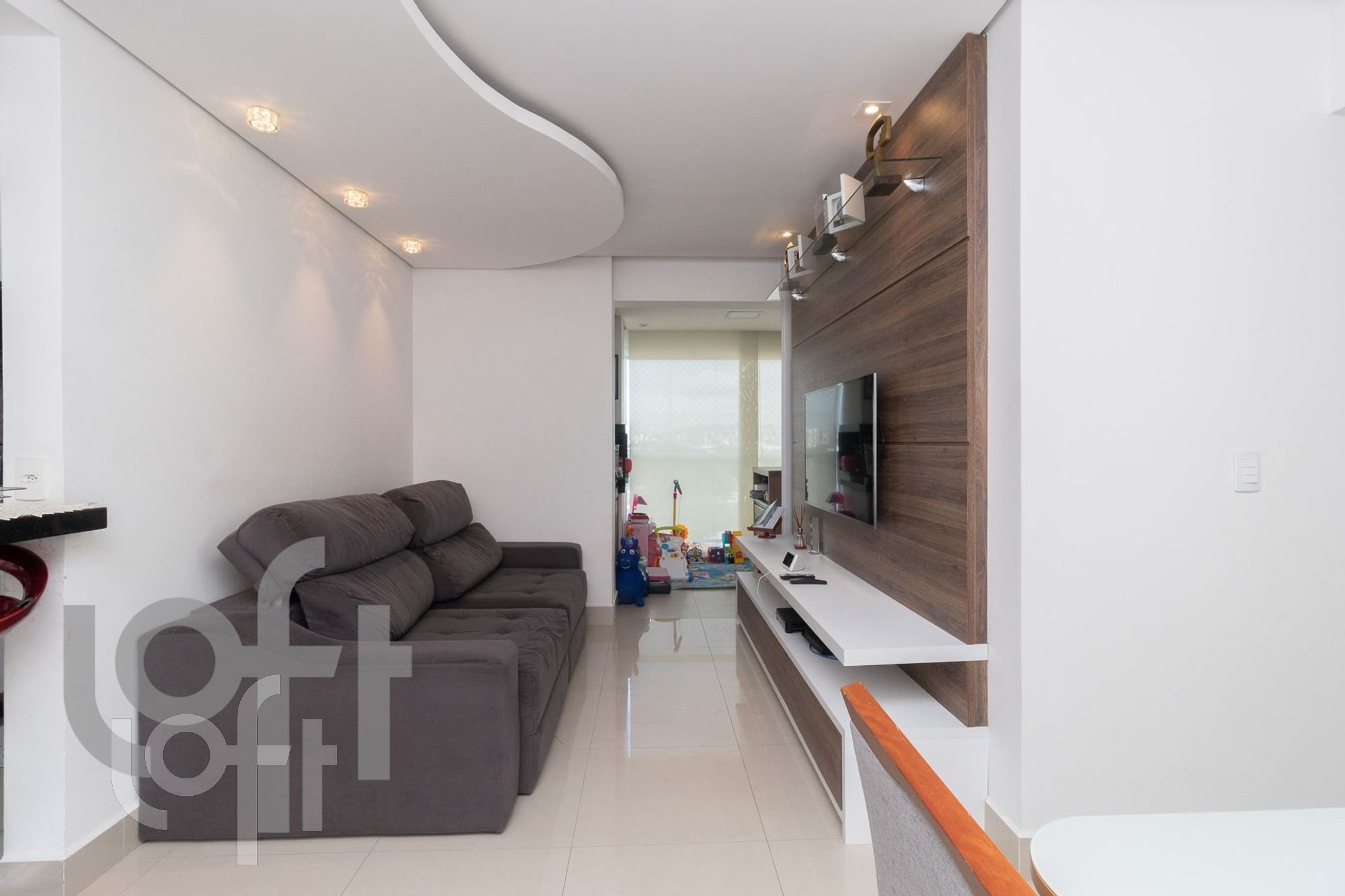 Apartamento à venda com 2 quartos, 66m² - Foto 16