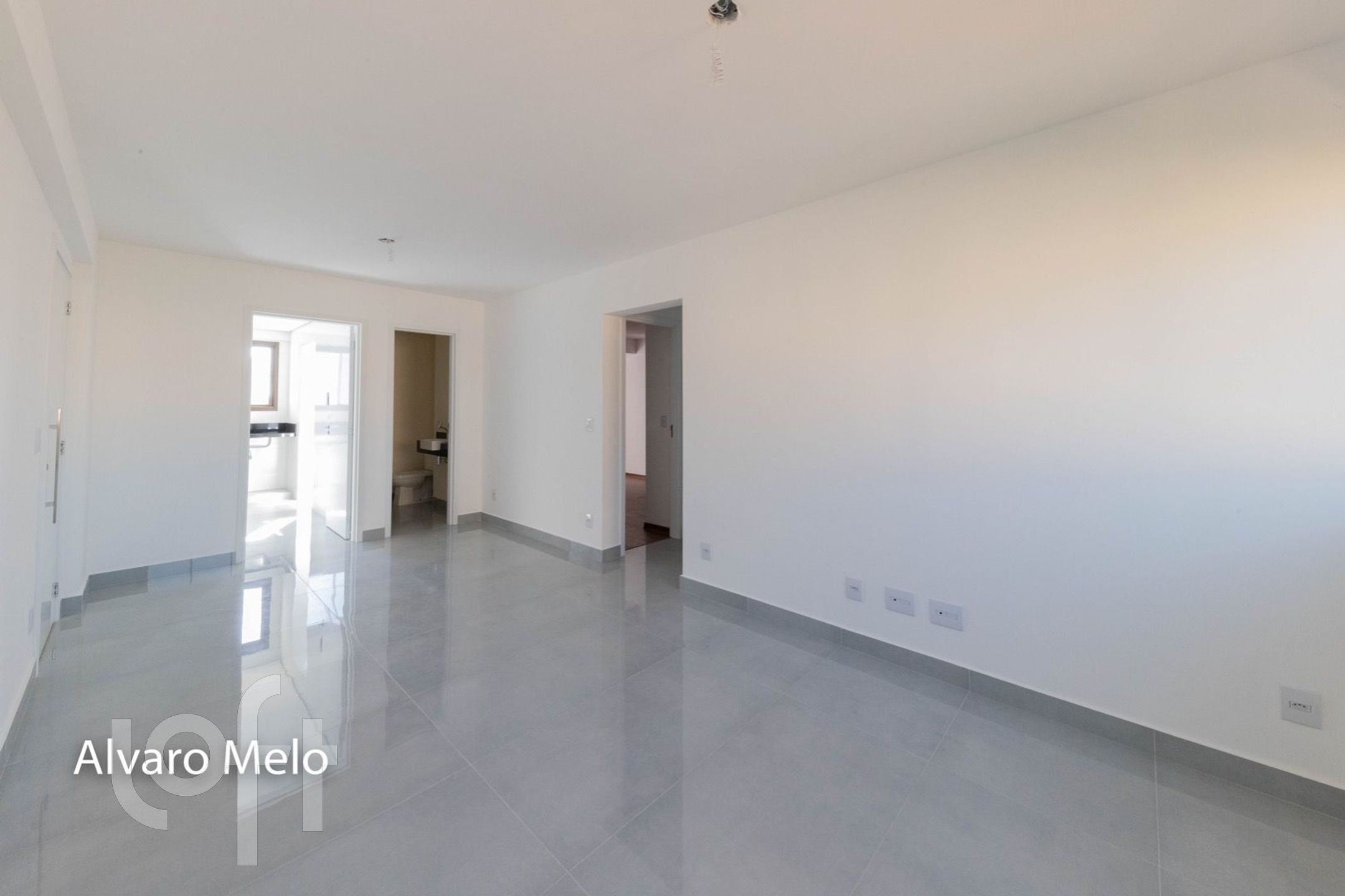 Apartamento à venda com 2 quartos, 192m² - Foto 4