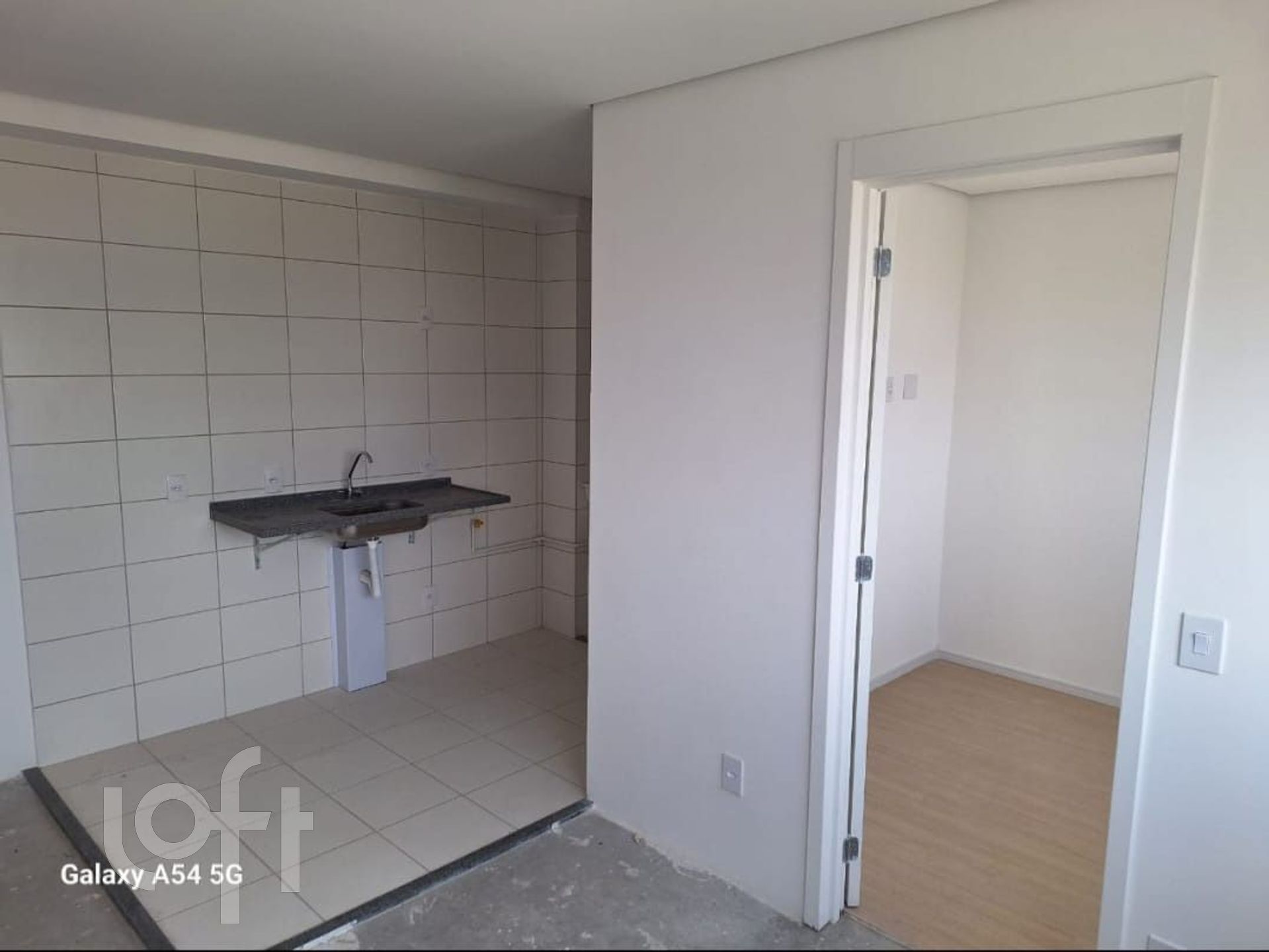 Apartamento à venda com 1 quarto, 43m² - Foto 2