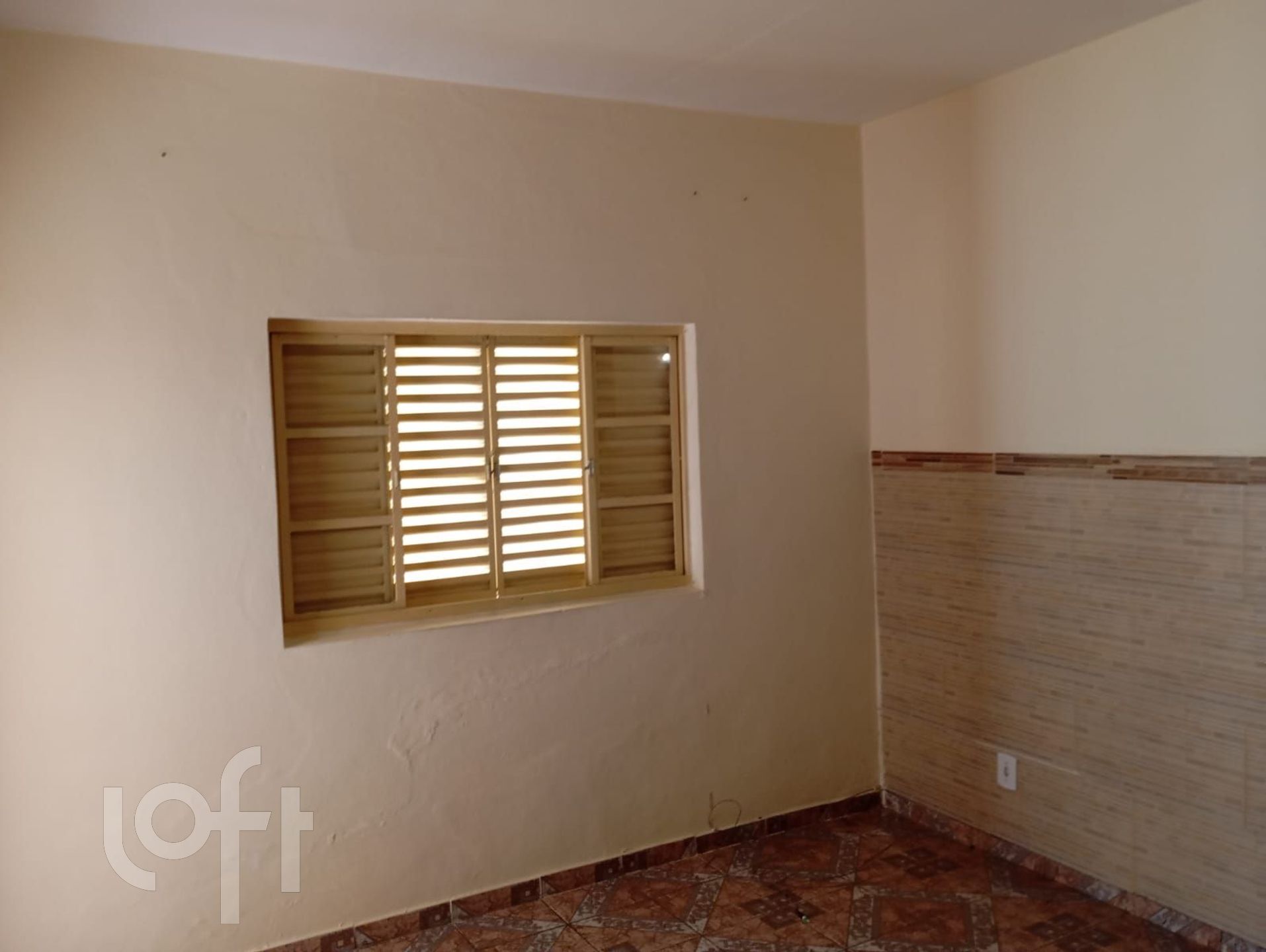 Casa à venda com 3 quartos, 350m² - Foto 2