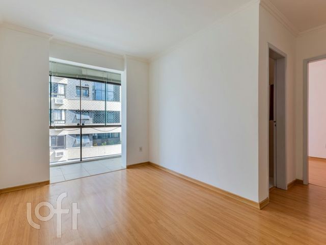 Apartamento com 42m², 1 dormitório, 1 vaga, Santana em Porto Alegre