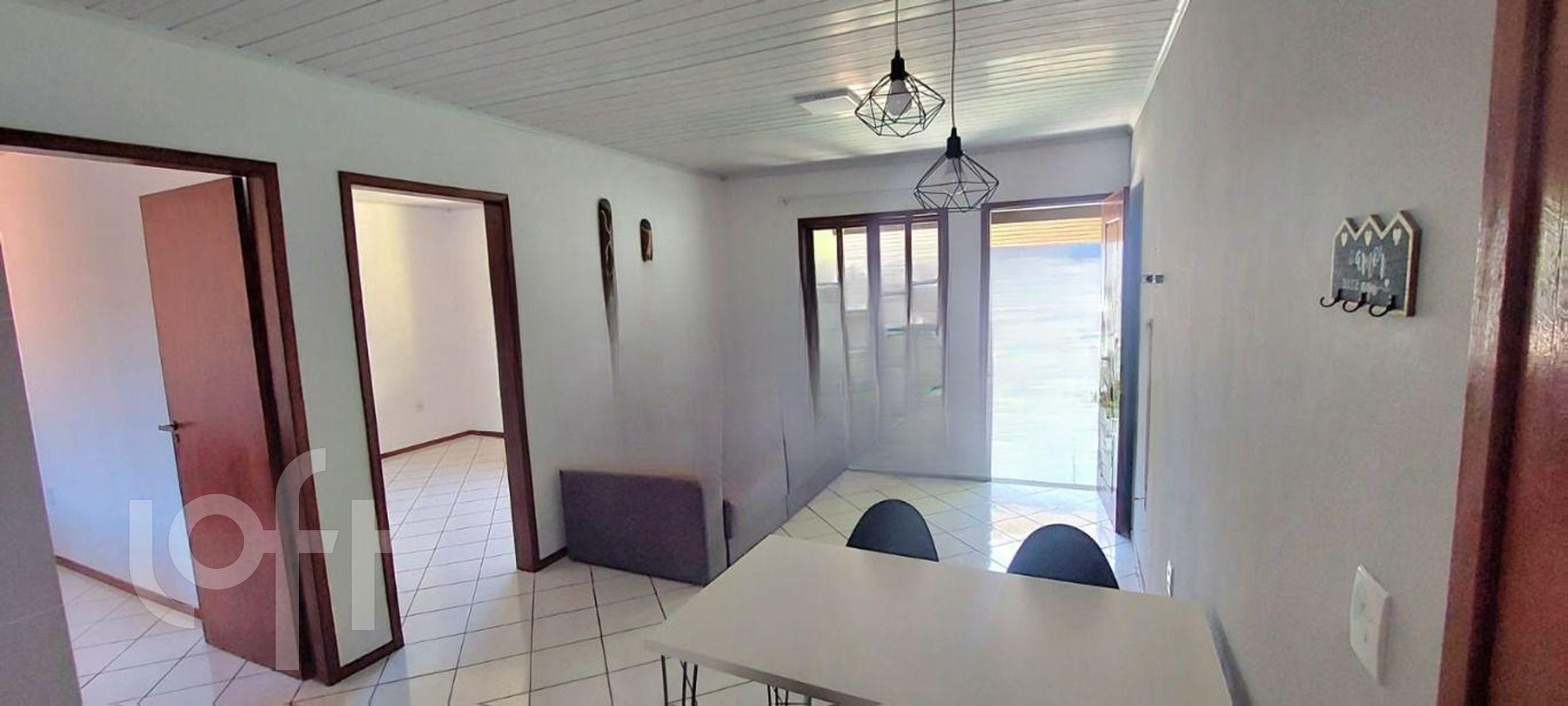 Apartamento à venda em Ingleses com 70 m², 2 quartos, 1 vaga