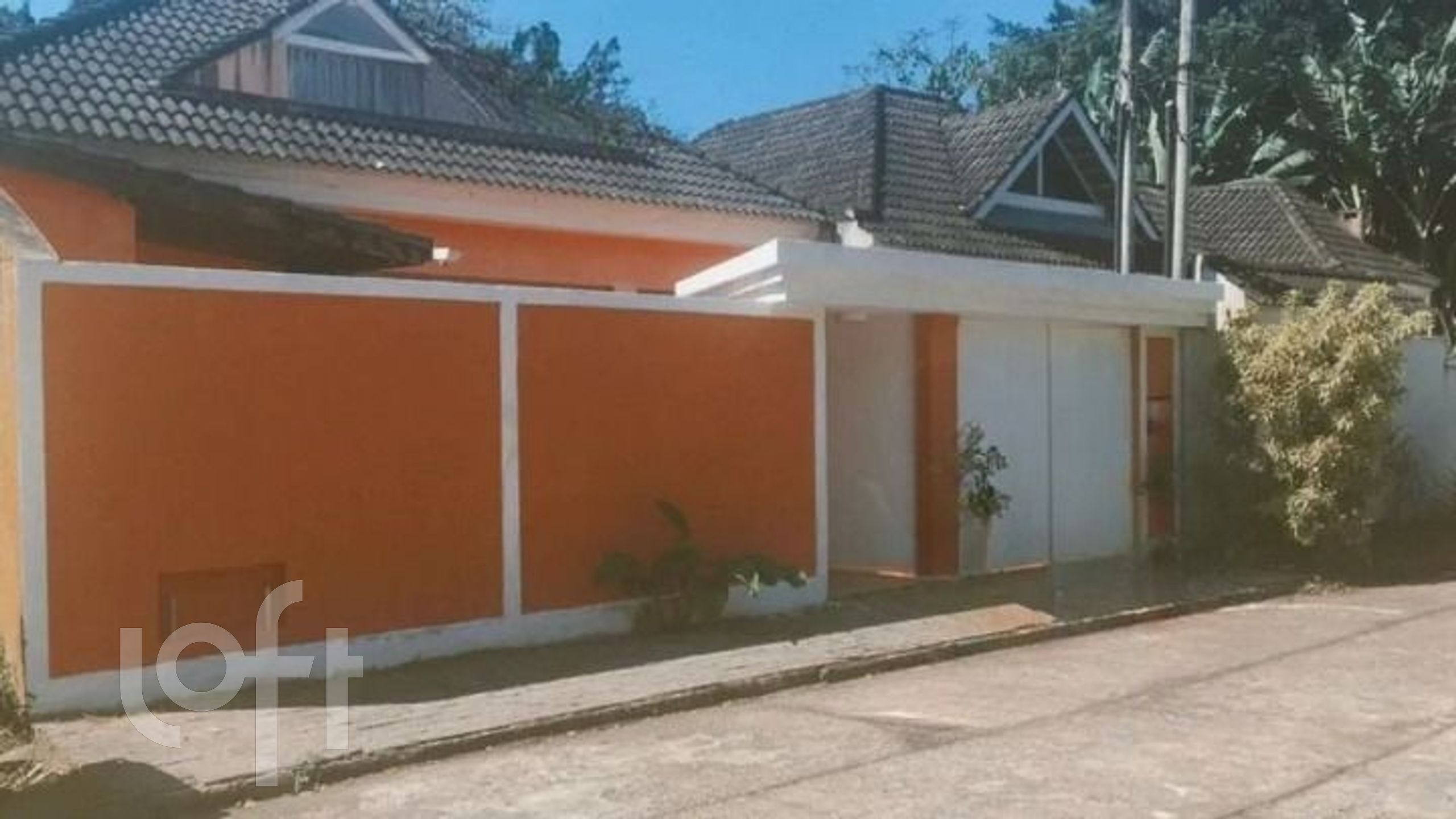 Casa à venda em Vargem Grande com 200 m², 3 quartos, 1 suíte, 1 vaga