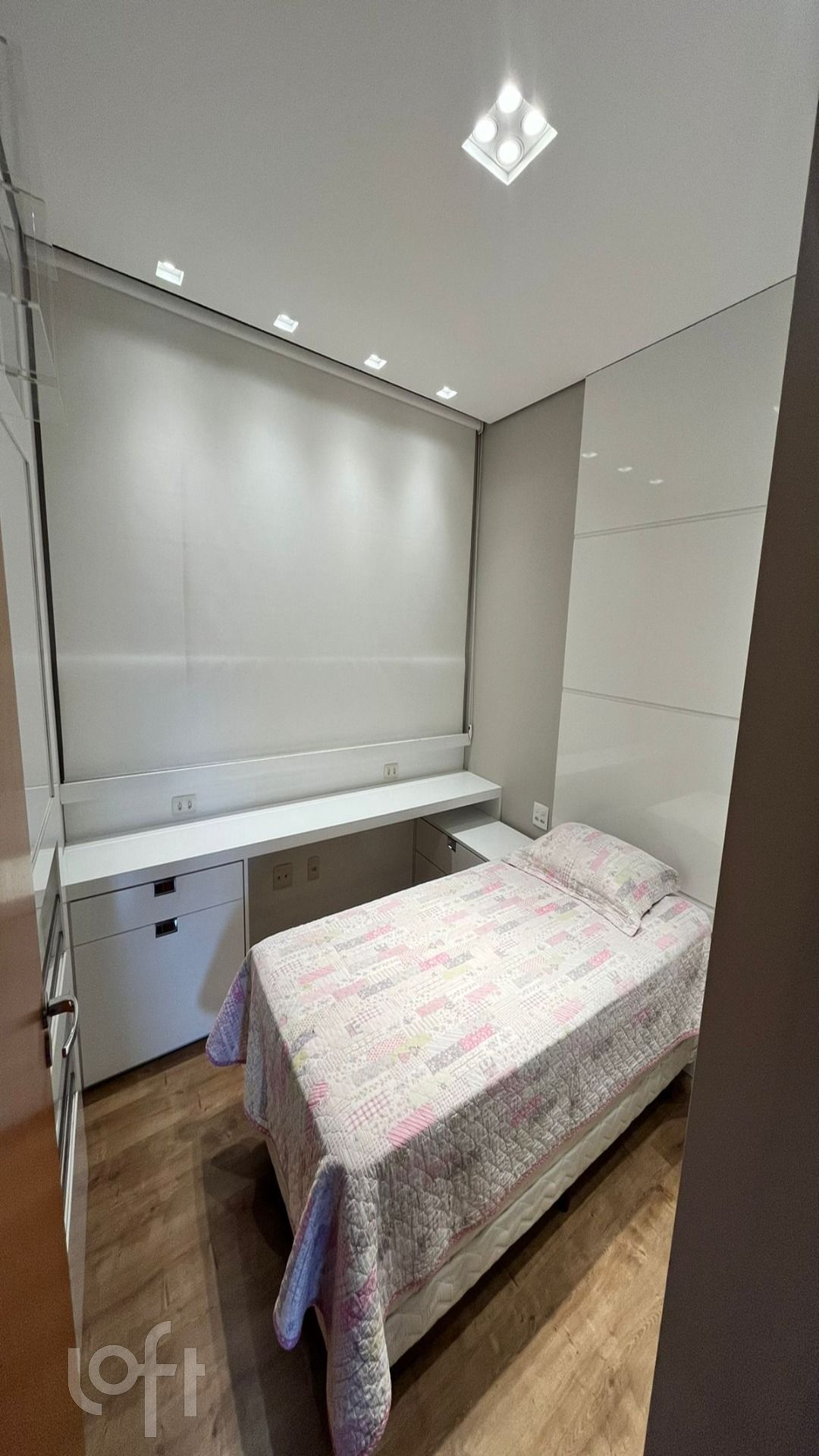 Apartamento à venda com 3 quartos, 151m² - Foto 17