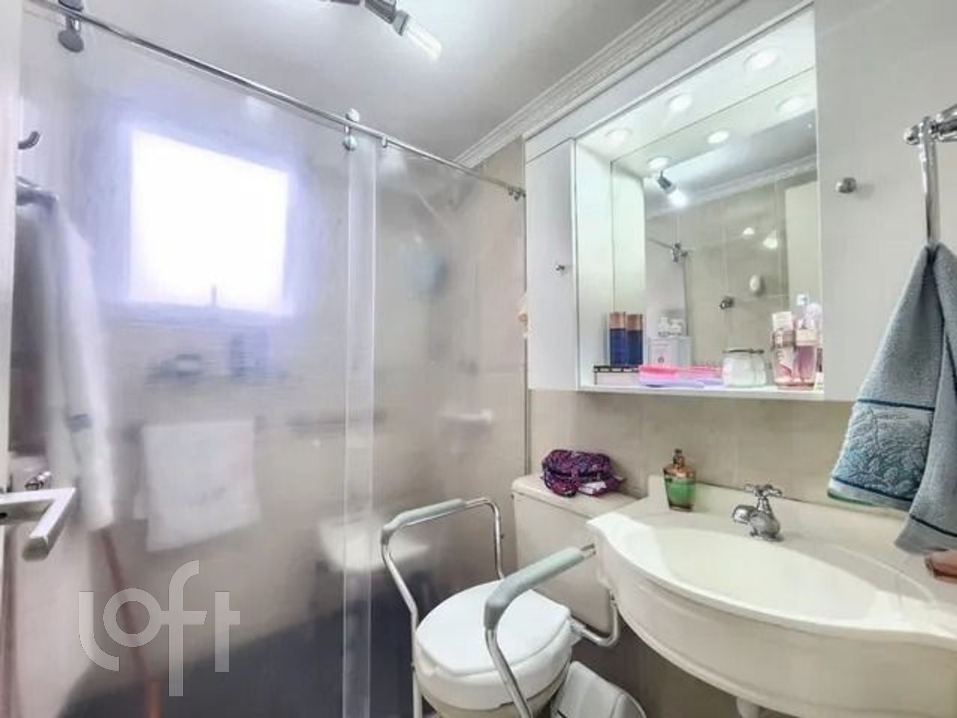 Apartamento à venda com 2 quartos, 63m² - Foto 11