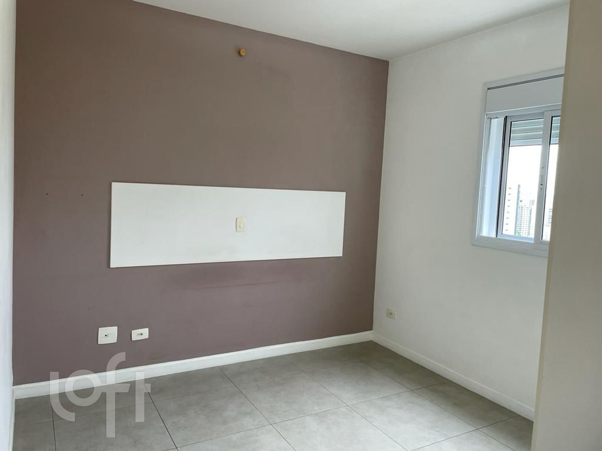 Apartamento à venda com 2 quartos, 76m² - Foto 1