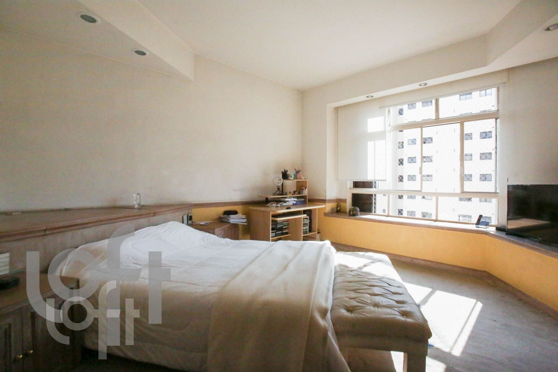 Apartamento à venda com 3 quartos, 230m² - Foto 35