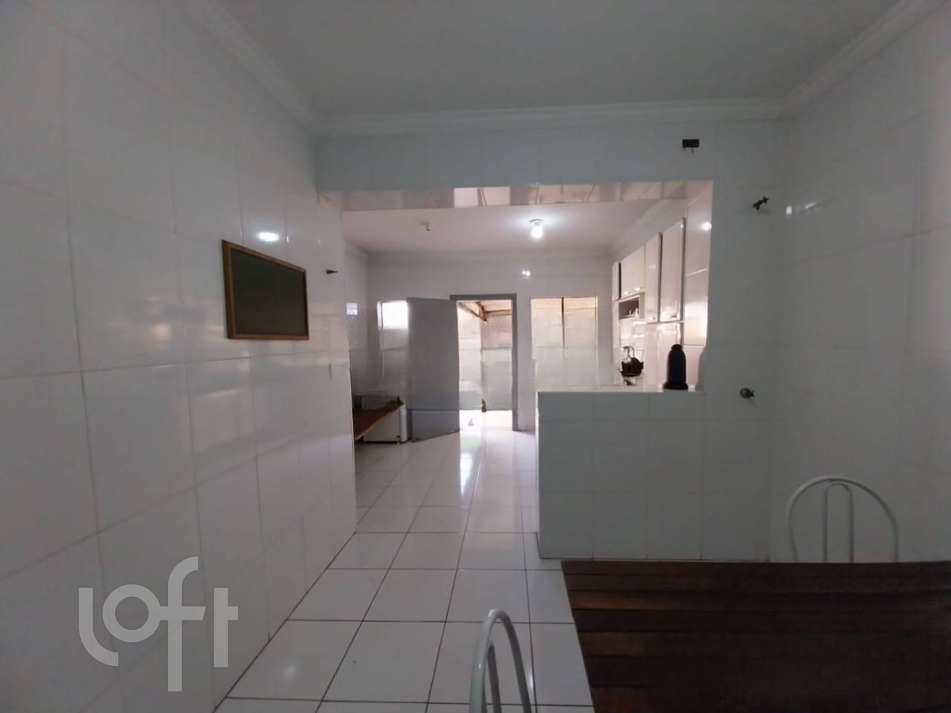 Casa à venda com 2 quartos, 220m² - Foto 8