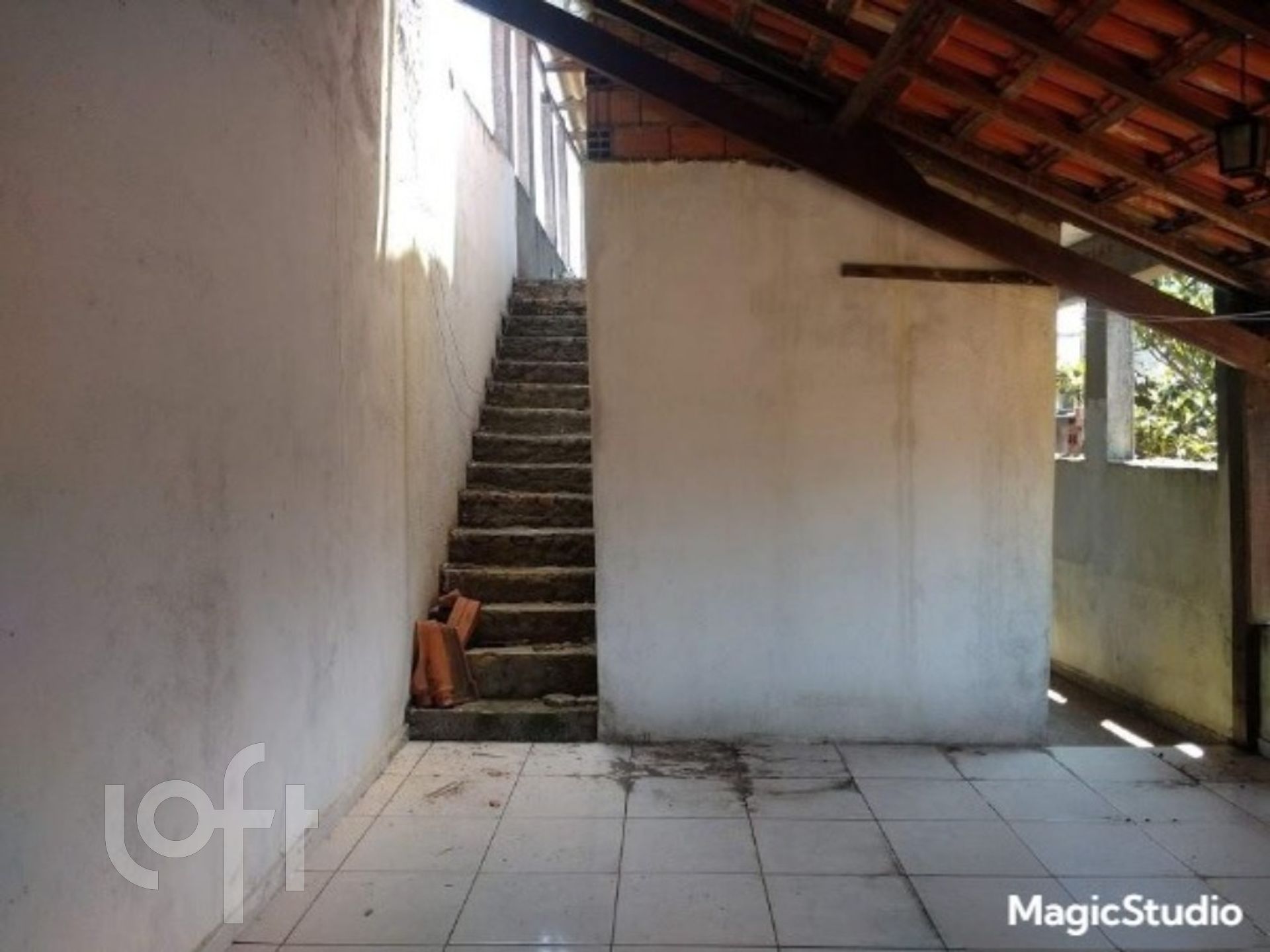 Casa à venda com 2 quartos, 200m² - Foto 4