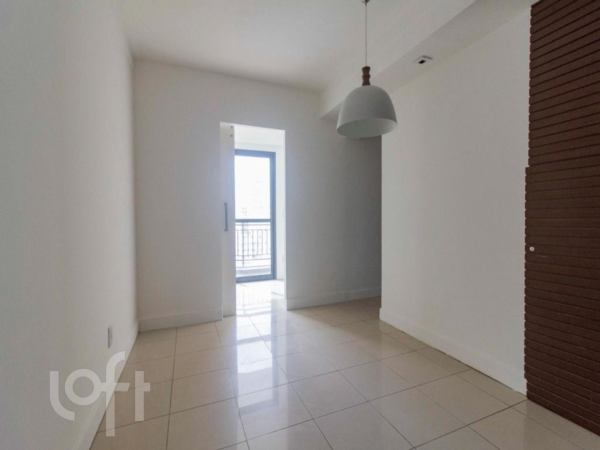 Apartamento à venda com 3 quartos, 169m² - Foto 3