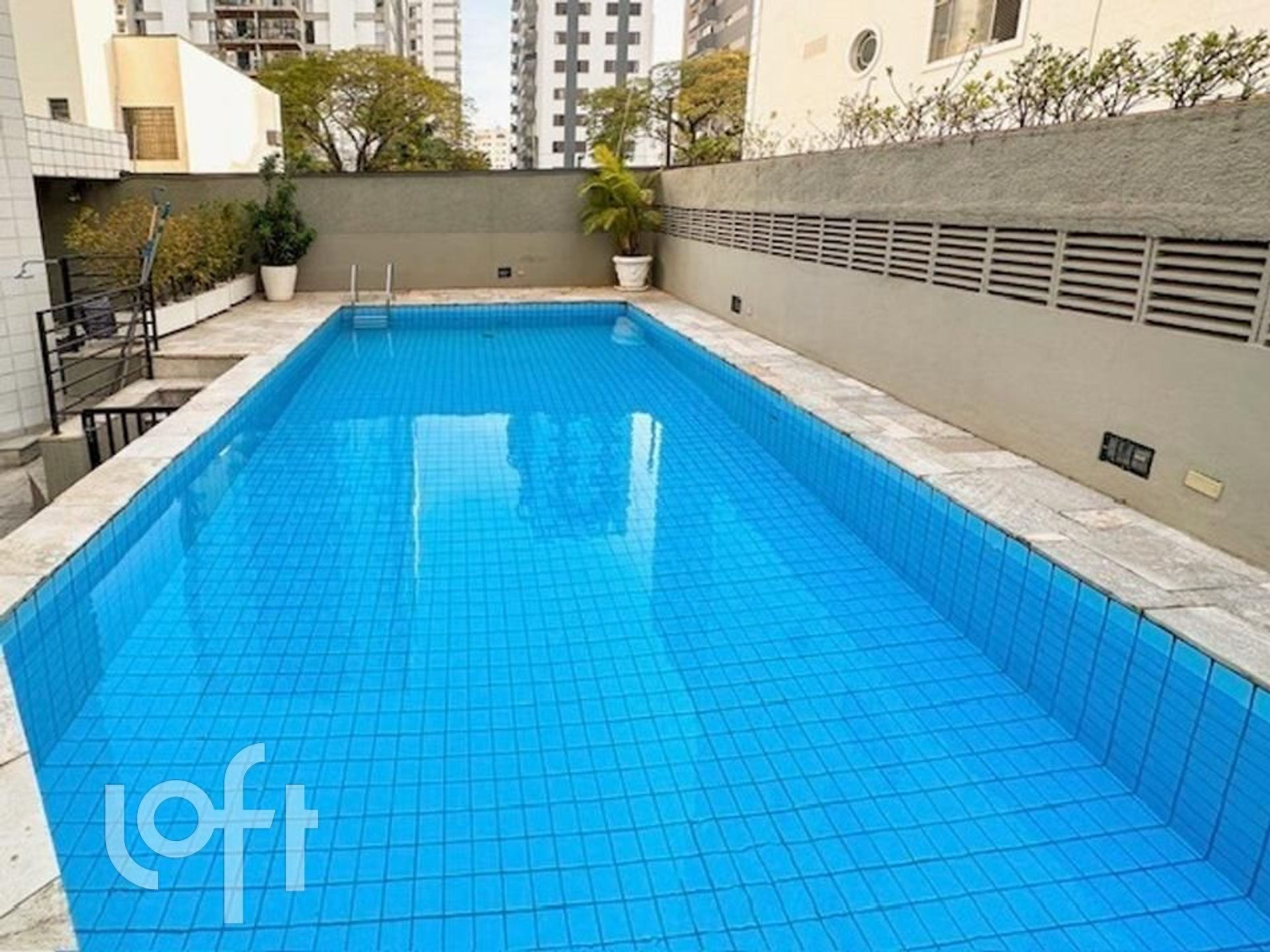 Apartamento à venda com 3 quartos, 238m² - Foto 19