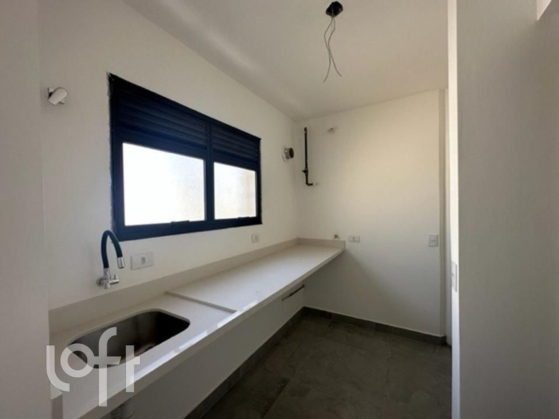 Apartamento à venda com 3 quartos, 238m² - Foto 8